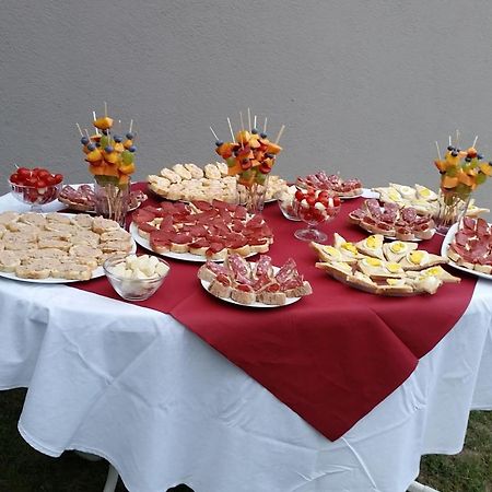 Osteria Del Centro Bed & Breakfast Brusio Oda fotoğraf