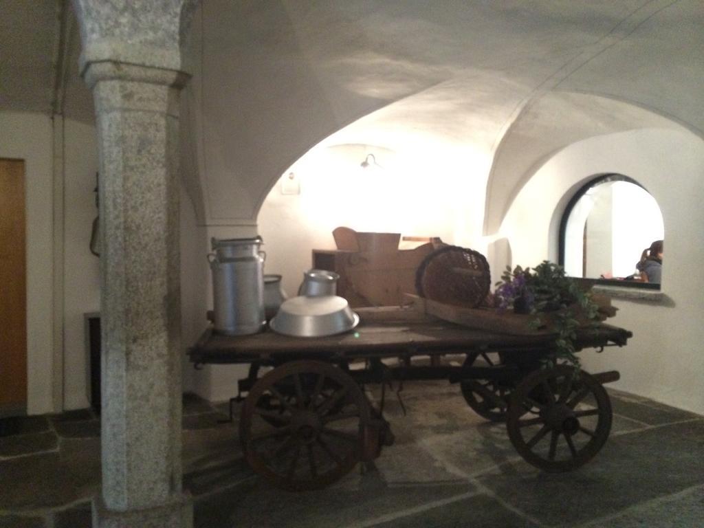 Osteria Del Centro Bed & Breakfast Brusio Dış mekan fotoğraf